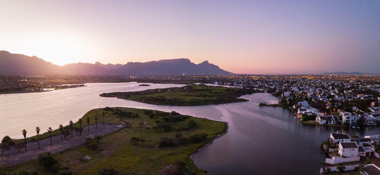 Marina Views Lejlighed Muizenberg Eksteriør billede